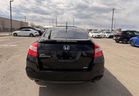 2010 Honda Crosstour EX-L 4WD | 224,549 KM Backup Camera, Sunroof, Leather Seats, Leather Steering W... (image 4)