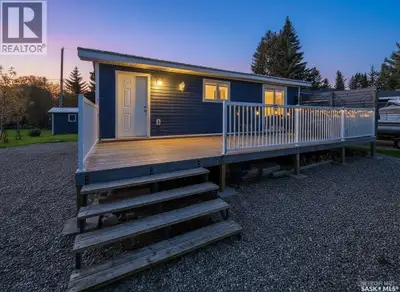 The work’s been done, completely turn-key and ready to enjoy. This upgraded four-season cabin delive...