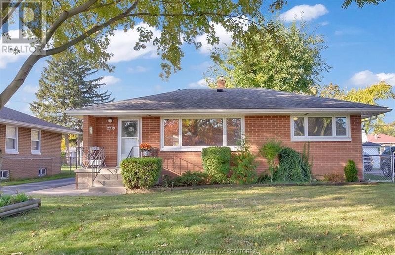 2515 MEIGHEN ROAD Windsor, Ontario Houses for Sale Windsor Region