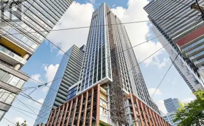 Welcome to this stylish studio suite at 400 King St W, perfectly situated in the heart of downtown T...