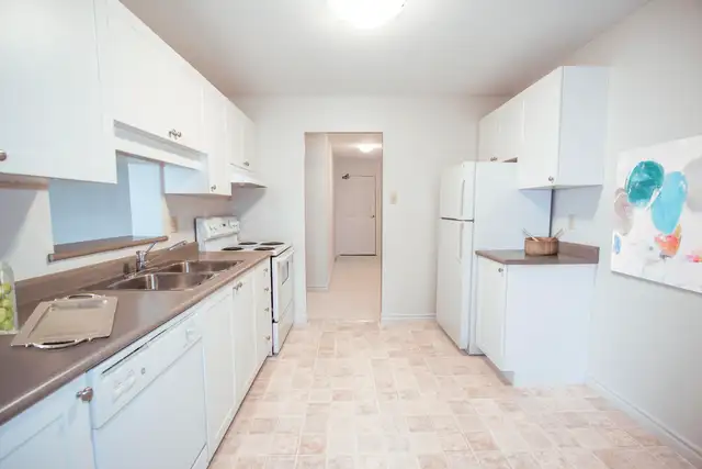 Beaverbrook Towers II - Pinetree Apartment for Rent in Long Term Rentals in London - Image 7