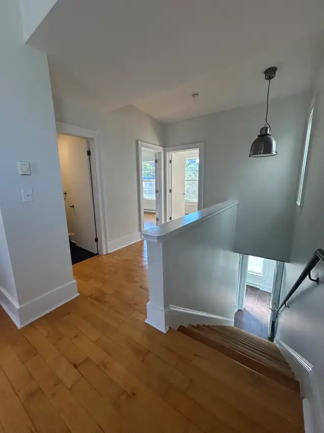 Bright Spacious 2 Bedrooms Apartments North End in Long Term Rentals in City of Halifax - Image 14