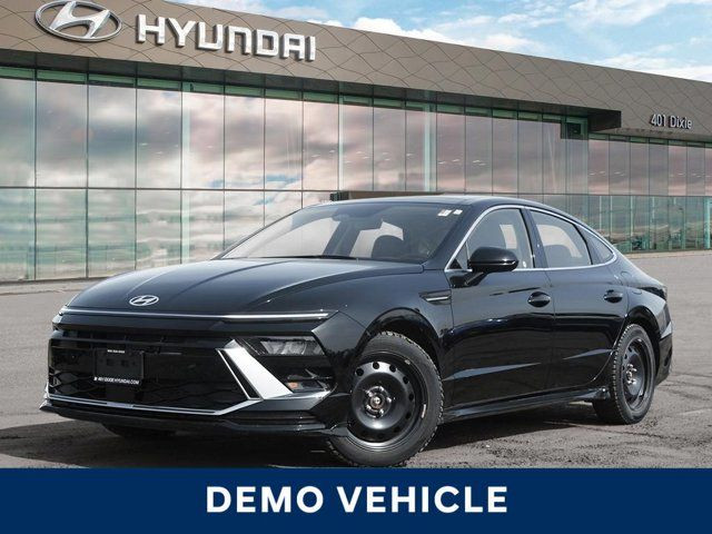 2025 Hyundai Sonata Preferred-Trend **Executive Demo Savings in Cars & Trucks in Mississauga / Peel Region