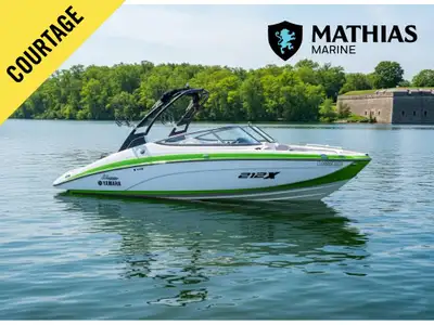 Bateau Wake/surf YAMAHA 212 XE SURF 2022 Concessionnaire de bateaux et pontons neufs et d'occasion M...