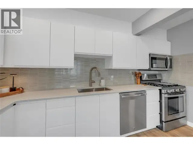 367 DOUGLAS Avenue Penticton, British Columbia in Houses for Sale in Penticton - Image 16