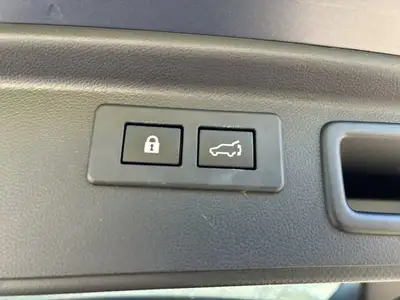 2023 Subaru Forester Touring | No Accidents | Panoramic Roof, View more