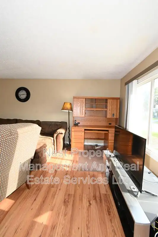 41 Moore st, B (Upper) in Long Term Rentals in Kitimat - Image 12