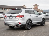 AWD - Keyless Ignition - 7 Passengers / 3rd Row - Heated Steering Wheel - Power Liftgate Designed wi... (image 8)