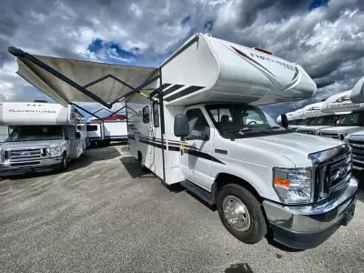 Coachmen Freelander Class C gas motorhome 22XG highlights: Multi-function Cargo Bay Area Murphy Quee...