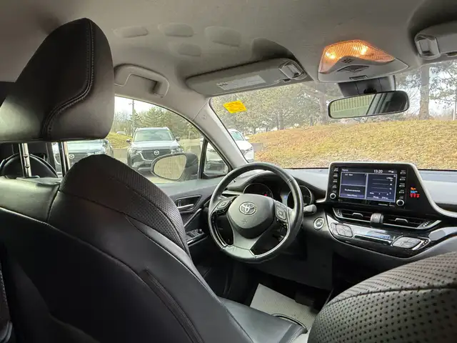 2020 Toyota C-HR Limited LIMITED| NO ACCIDENTS| LOW KM in Cars & Trucks in Markham / York Region - Image 43