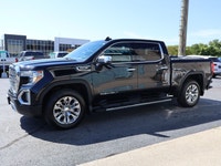 SAFETY INCLUDED LOCAL ONTARIO CAR Very Clean GMC Sierra 1500 Denali Crew 4x4 5.3L V8 with Automatic... (image 2)