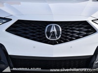 2025 Acura MDX A-spec. Loaded with options Navigation System, Remote engine start, Apple car play/an... (image 5)