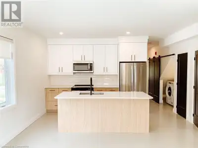 150 ALMA Street Unit# 203 Rockwood, Ontario