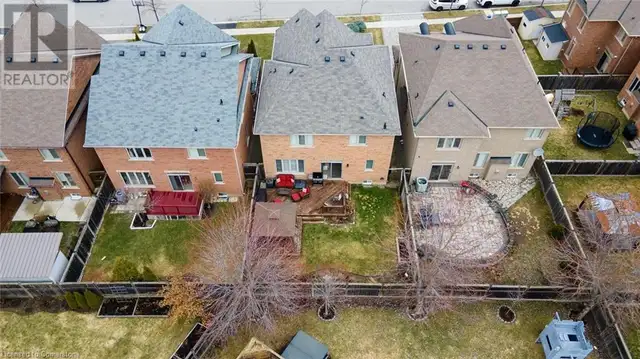 22 INTERLACKEN DRIVE Brampton, Ontario in Houses for Sale in Mississauga / Peel Region - Image 36