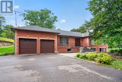 Welcome To Your Forever Home with 3650 Sq.ft total living space. Discover The Perfect Blend Of Count...