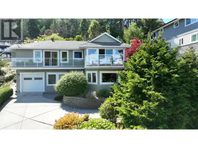 View home in lower Gibsons! Fully renovated, move in ready, 4 bed 3 bath home. Open living space, pe...