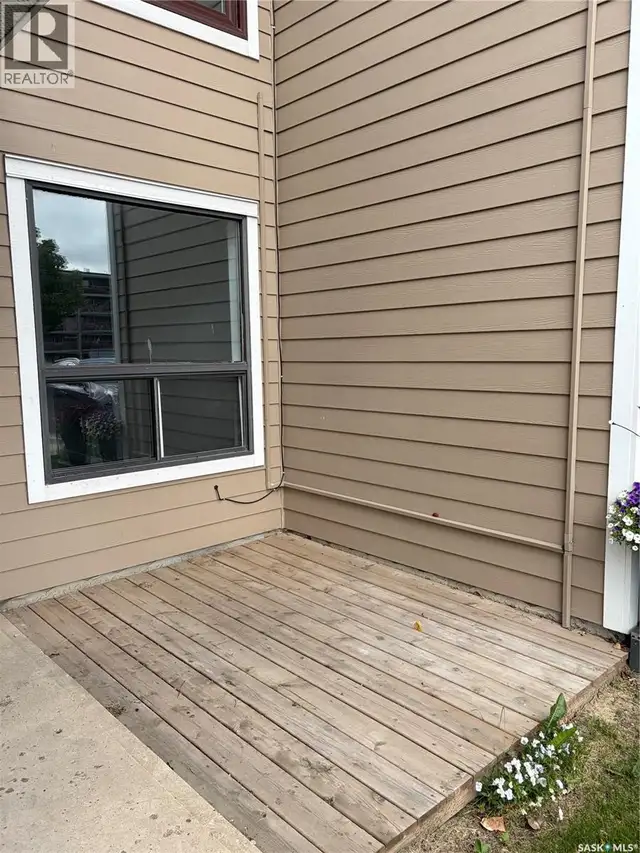 376 Cedar Meadow DRIVE Regina, Saskatchewan in Condos for Sale in Regina - Image 3
