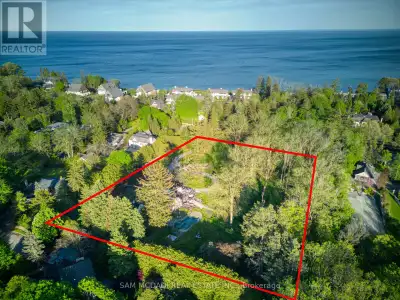 A rare and exceptional land opportunity on prestigious Lakeshore Road East! 1475 Lakeshore Rd E offe...