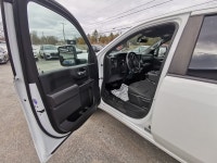 "• Power_Steering • Power_Brakes • Power_Windows • Power_Mirrors • Power_Locks • Air_Conditioning •... (image 7)