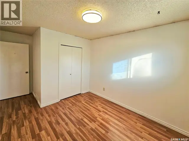 242 - 244 Wakabayashi WAY Saskatoon, Saskatchewan in Houses for Sale in Saskatoon - Image 15