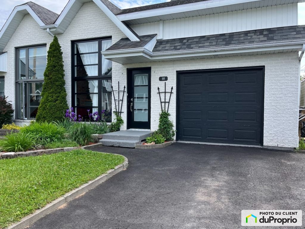 $425,000 - Semi-detached for sale in St-Etienne-De-Lauzon — photo 1
