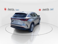 *** OTTAWA’S ORIGINAL IMPORT DEALER!! SINGLE OWNER * SMETANA APPROVED *** Lexus continues to raise t... (image 7)