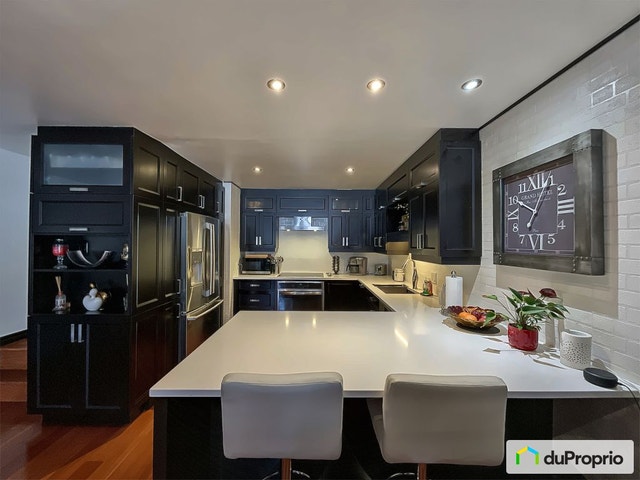 $398,900 - Condominium in Mercier / Hochelaga / Maisonneuve — photo 1