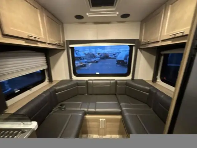 2022 Adventurer LP Class C Adventurer 19RD in RVs & Motorhomes in Kelowna - Image 21