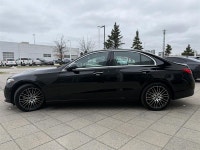Humberview Volkswagen on the Queensway This 2024 Mercedes-Benz C300 4MATIC Sedan is the epitome of m... (image 3)