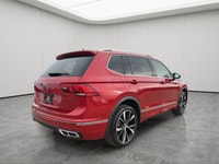 NAVIGATION, PANORAMIC ROOF, BLUETOOTH CONNECTION, ADAPTIVE CRUISE CONTROL, LED HEADLIGHTS Do you nee... (image 6)