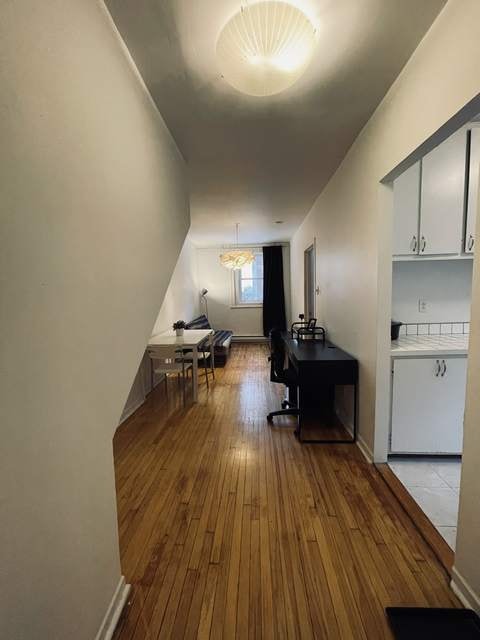 934 cherrier apt7 — photo 1