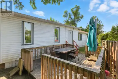 Welcome to this beautifully updated mobile home in Bellwood Estates, a quiet and well-maintained com...