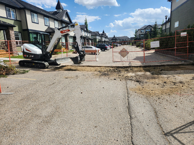 Excavation/Skidsteer/Mini Bobcat in Excavation, Demolition & Waterproofing in Calgary - Image 2