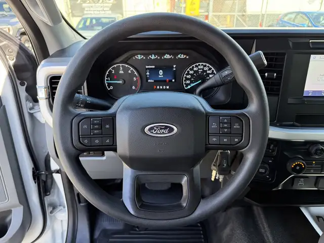 2024 Ford F-550 Crew Cab 4x4 Service Truck with Welder and Compr in Heavy Trucks in City of Montréal - Image 48