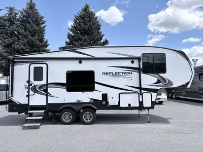 2022 Grand Design Reflection 226RK | 5th Wheel Trailer Stock#14792QA Experience premium comfort and...