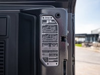 Welcome to Barrie Dodge Chrysler Jeep. TRANSMISSION: 8-SPEED AUTOMATIC (STD),QUICK ORDER PACKAGE 24G... (image 8)