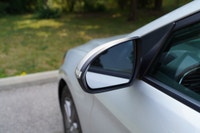 This 2018 Hyundai Elantra Limited is a sleek and reliable sedan that's ready to impress! With a styl... (image 6)