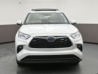 Discover efficiency, comfort, and versatility in this 2023 Toyota Highlander Hybrid AWD. Powered by... (image 1)