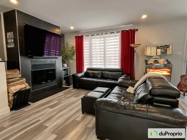 $415,000 - Bungalow for sale in Chicoutimi (Chicoutimi) in Houses for Sale in Saguenay - Image 4