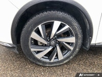 Sturdy and dependable, this 2018 Nissan Murano Platinum | AWD | Adaptive Cruise | Backup Cam | Carpl... (image 9)