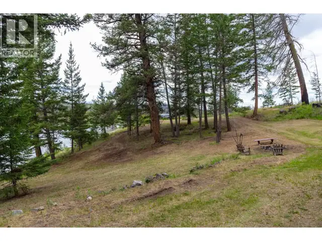 6425 BOULE YOUNG LAKE ROAD 70 Mile House, British Columbia in Houses for Sale in Kamloops - Image 35