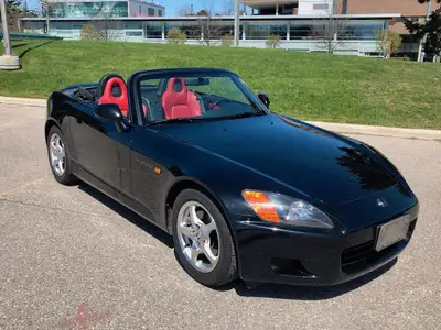 FOR SALE: 2000 Honda S2000 with very low mileage This car has had 2 owners since new. The interior i...