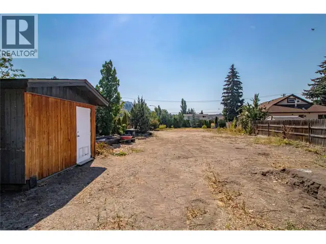 105 Lee Avenue Penticton, British Columbia in Land for Sale in Penticton - Image 12