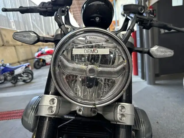 2024 BMW R 12 Blackstorm Metallic in Street, Cruisers & Choppers in Calgary - Image 17