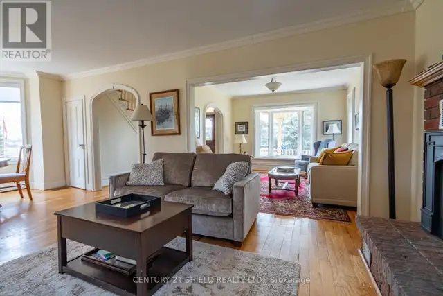 19143 COUNTY RD 2 South Glengarry, Ontario in Houses for Sale in Cornwall - Image 10
