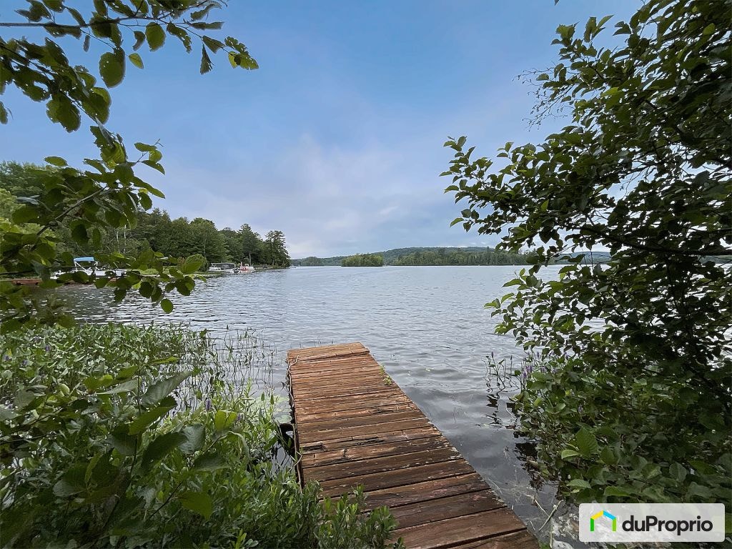 $425,000 - Cottage for sale in St-Hippolyte — photo 3