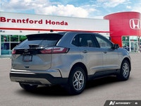 Command every journey in the capable 2023 Ford Edge SEL, boasting a responsive and fuel-efficient Tw... (image 5)