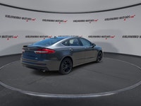 // ACCIDENT FREE!! // This 2020 Ford Fusion SE FWD is a well-kept sedan that blends comfort, smart t... (image 7)