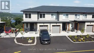 Stunning location, enjoy the beauty of Muskoka. You are overlooking the serene waters of Hunters Bay...