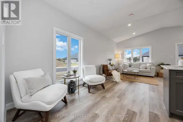 9 POSTMA CRESCENT North Middlesex (Ailsa Craig), Ontario in Houses for Sale in Grand Bend - Image 7